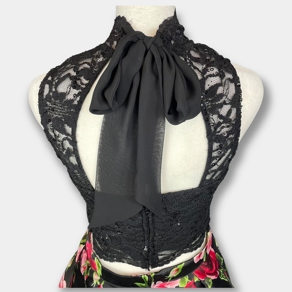 B. Darlin 2 piece Rose Lace Black Pink Size 3 - 4 - Picture 2 of 10